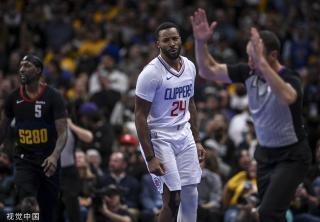 他不仅仅是 他不仅仅是