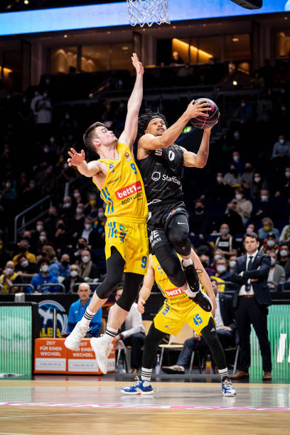 场道路仍然 场道路仍然